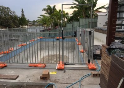 Pool Fence Set Up 03